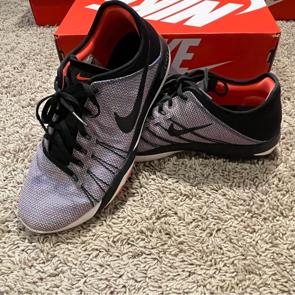 Nike Free TR 6 Multicolor Women’s Running Shoes - Picture 2 of 12